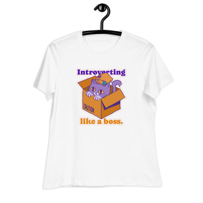 Introvert Boss' Women's T-Shirt